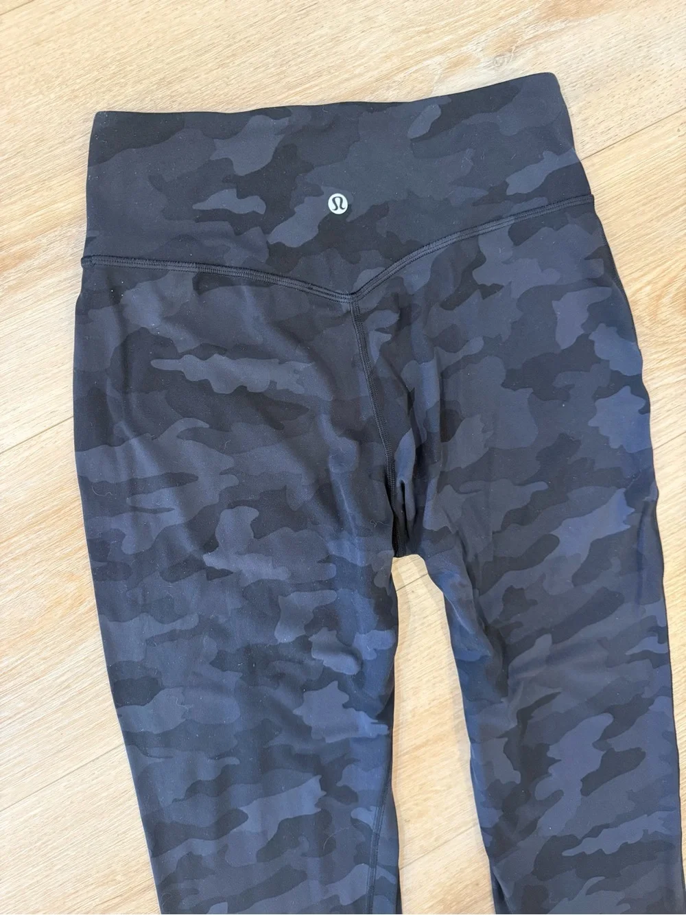 Lululemon Align Black Camo High-Rise Jogger Leggings Size 6